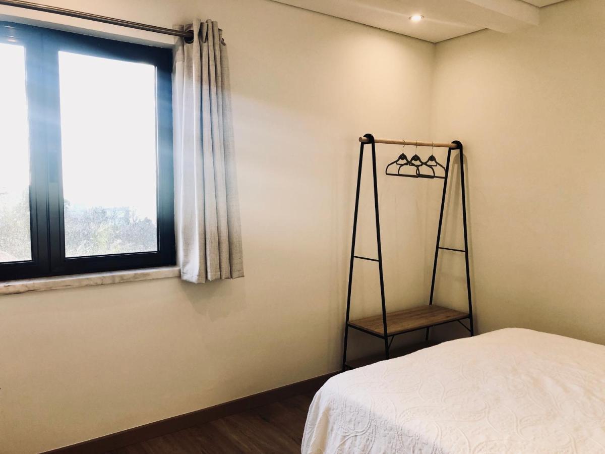 Blue River - Rua Dr Pita - Rooms Near Jardim Magnolia 푼샬 외부 사진