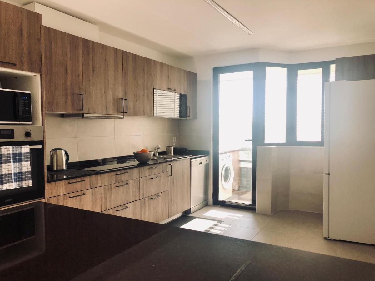 Blue River - Rua Dr Pita - Rooms Near Jardim Magnolia 푼샬 외부 사진