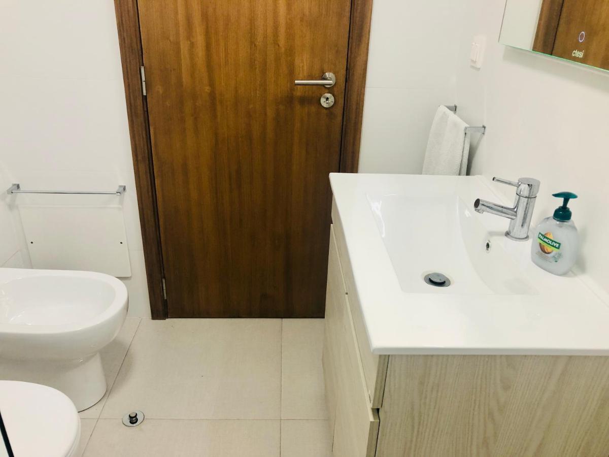 Blue River - Rua Dr Pita - Rooms Near Jardim Magnolia 푼샬 외부 사진